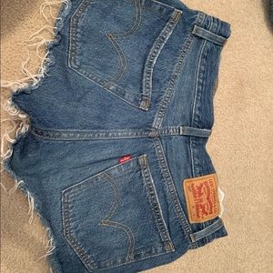Levi’s 502 denim shorts size 25